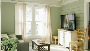 Smart TV, books, video library