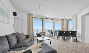 TV, fireplace, DVD player, books - Modern apartment with exceptional sea view and balcony at Marina Wendtorf (Wendtorf)