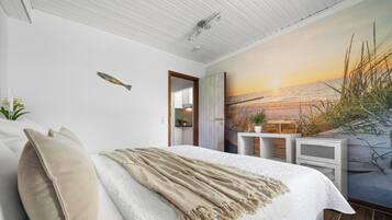 2 Schlafzimmer, Schreibtisch, Reisekinderbett, kostenloses WLAN
