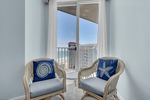 Interior - 2 Bedroom, 2 Bathroom 5th Floor Oceanfront Condo (North Topsail Beach)