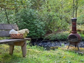 Property grounds - Charming Foresters Cottage in Blair Castle Estate (North Ayrshire Council)