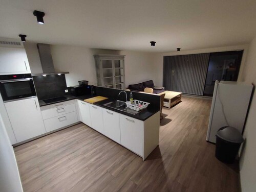 Perfect 2-bedroom apartment in serene Sint-Niklaas neighborhood