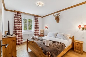 Room - Nestled in the heart of the Swiss Alps, Peakline Panorama by Mrs Miggins offers an exceptional mount (Crans-Montana)