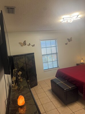 2 bedrooms, free WiFi, bed sheets, wheelchair access