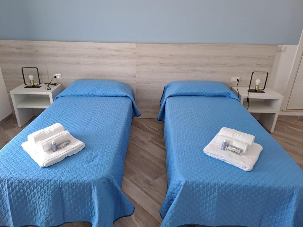Habitación clásica con 1 cama matrimonial o 2 individuales | Wifi gratis 