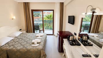 Standard Double Room, 1 Double Bed, Garden View
