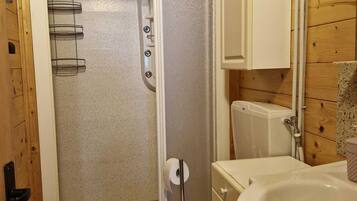Haartrockner, Seife, Toilettenpapier