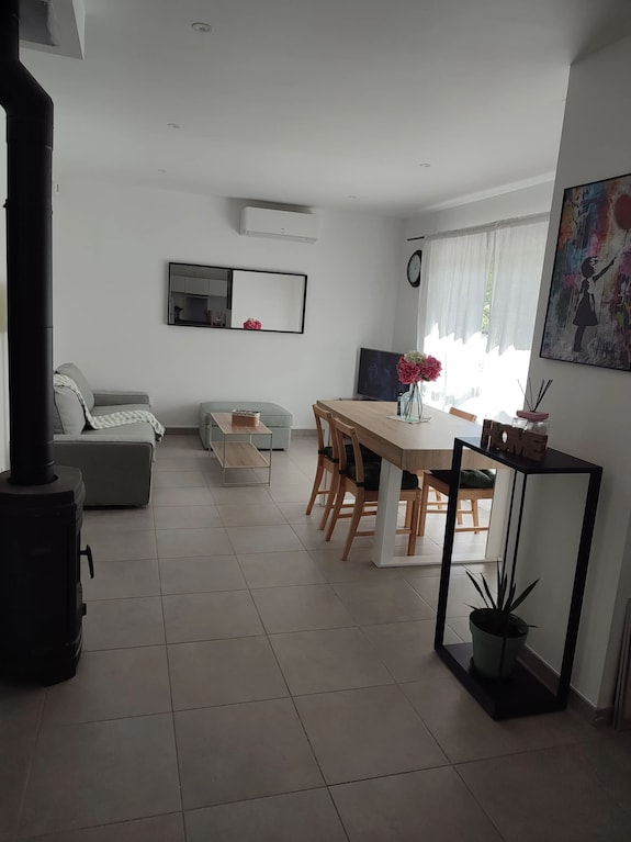 Homerez - House In Apt - Apt