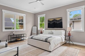 7 dormitorios, tabla de planchar con plancha, wifi y ropa de cama