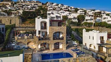 Comfort Villa, Patio, Sea View | Exterior