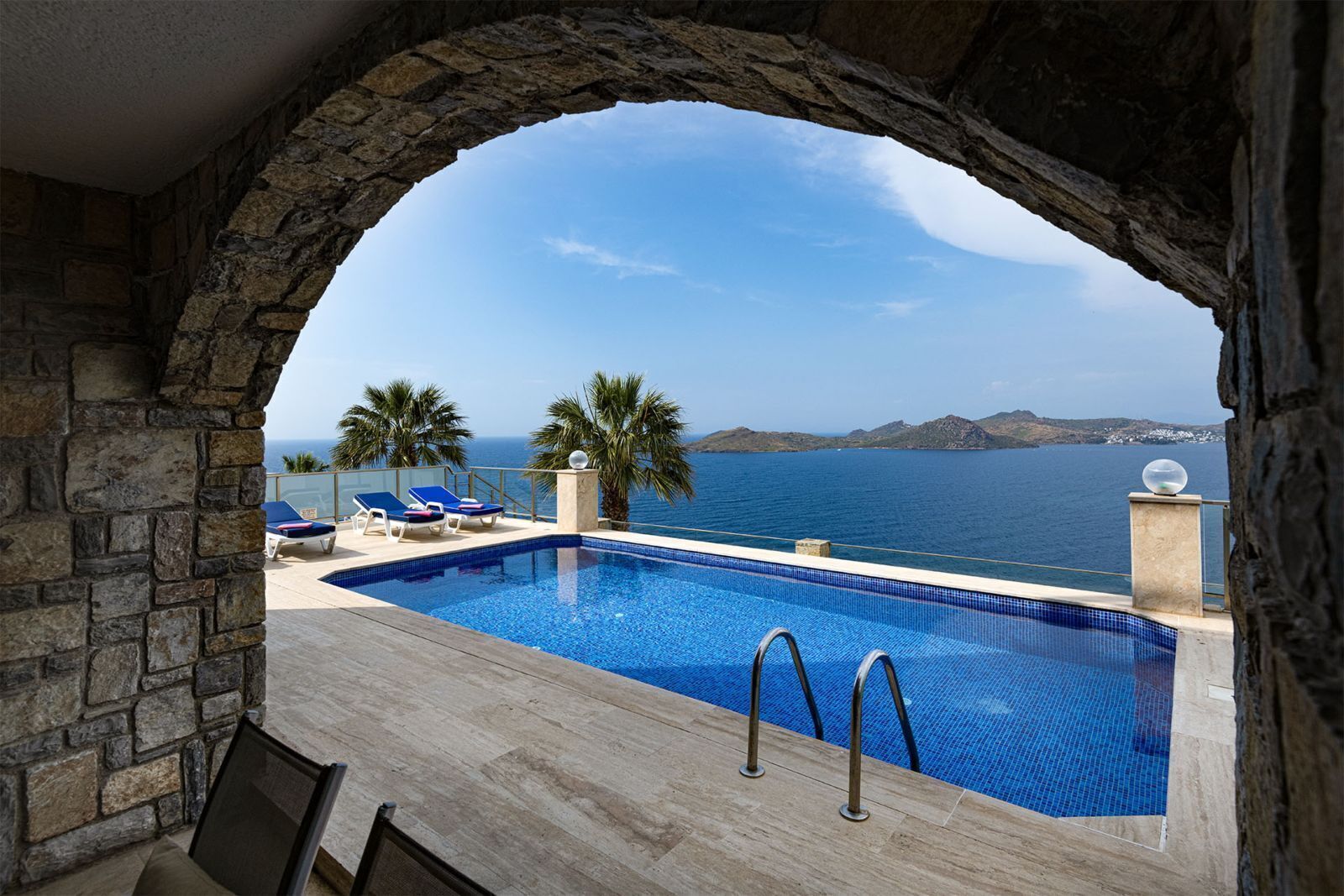 Villa Confort, patio, vue sur la mer | Piscine | Piscine extérieure