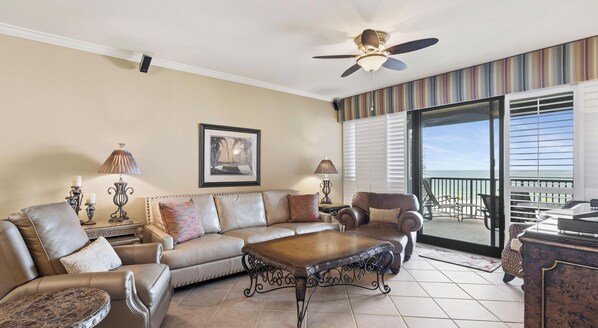 TV - Romar House 304A by Liquid Life (Orange Beach)