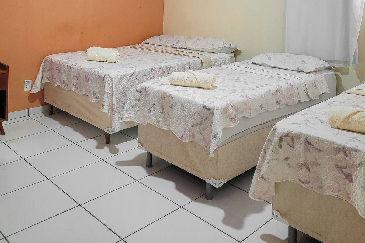 Kamar Quadruple