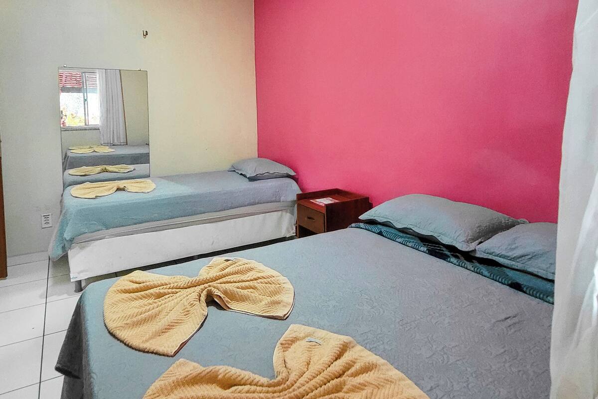 Kamar Triple Standar, balkon, pemandangan kebun