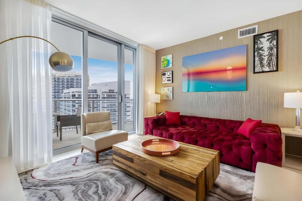 Suite Deluxe, balcon, vue mer | Coin séjour