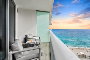 Deluxe Suite, Balcony, Sea View | Property grounds - Lyfe Resort Hollywood Florida (Hollywood)