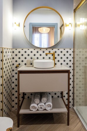 Bathroom - Vrbo Property (Cáceres)