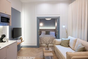 Room - Vrbo Property (Cáceres)