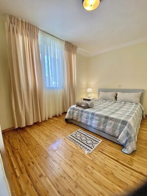 4 Schlafzimmer, Bügeleisen/Bügelbrett, WLAN, Bettwäsche