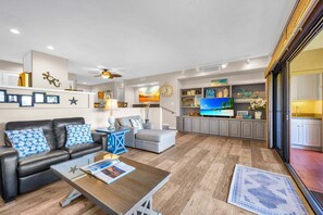 Interior - Spacious 2BR Near Beach, Pool & Whalers Village -Kaanapali Royal B102 (Lahaina)