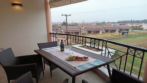 Khu ẩm thực ngoài trời
