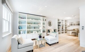 House, Smoking - Ultra Luxury Pavilion Mews 4 Bed House (London)