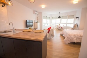 House, Smoking - Madrid 810 by At Home Costa del Sol (Torrox)