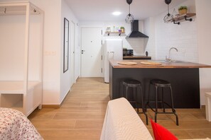 House, Smoking - Madrid 810 by At Home Costa del Sol (Torrox)
