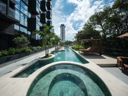 Apartment for 3 in Panama With Pool and gym