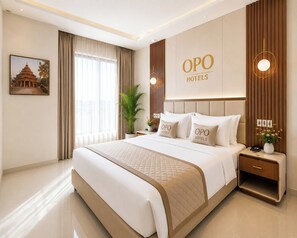 Quarto casal luxo, vista para a cidade | Wi-Fi de cortesia, roupa de cama