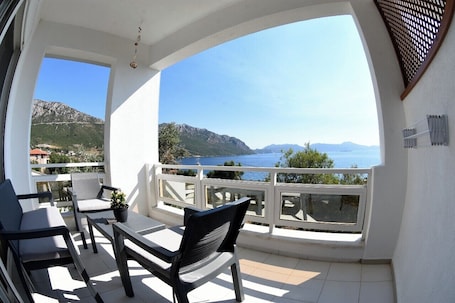 Deluxe Room, Sea View | Property grounds. 7 Oda Söğüt