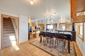 Interior - Pet-friendly Malta Home ~ 2 Mi to Milk River! (Malta)