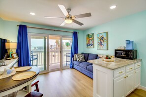 Apartment (1 Bedroom) | Interior - Poolside Fun, Ocean Strolls! Corpus Christi Escape (Corpus Christi)
