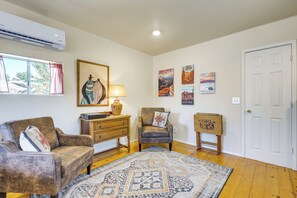 Apartment (0 Bedroom) | Interior