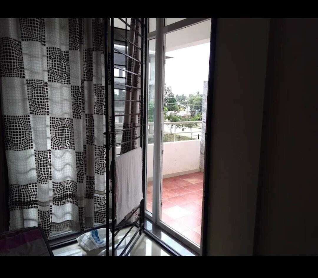 Classic Apartment, Balcony, City View | Interior
