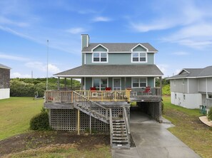 Exterior - Leland's Beach House with Ocean View (Atlantic Beach)