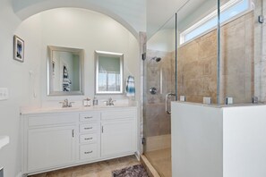 Towels - Serendipity in Beau Coast with Community Pool (Beaufort)