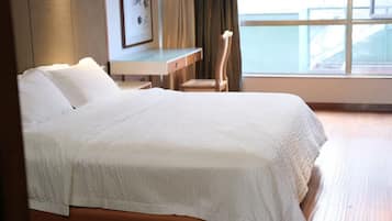 Superior Double Room | Laptop workspace, blackout drapes, iron/ironing board, free WiFi