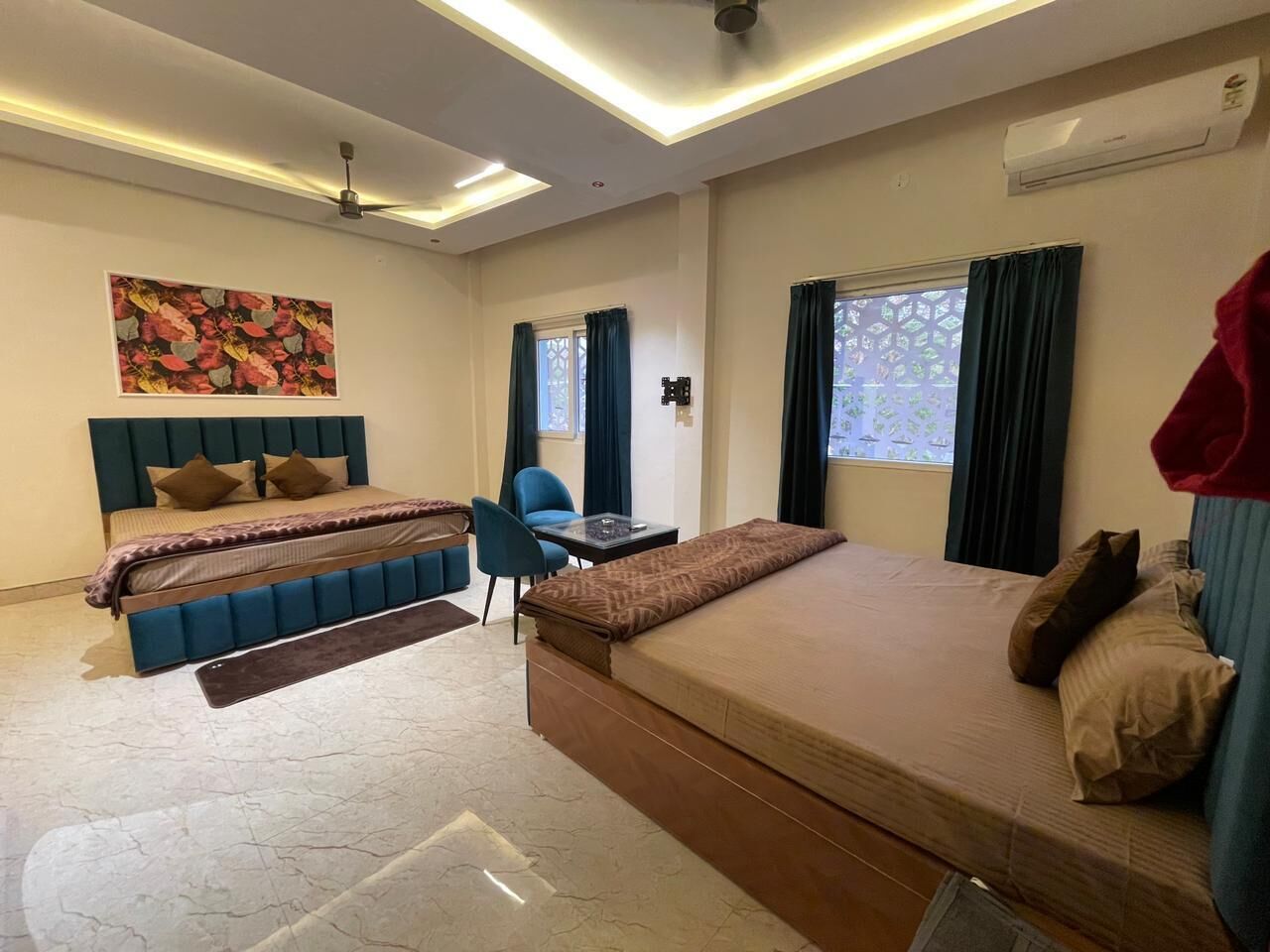 Deluxe Double or Twin Room, Balcony