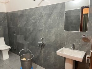 Quadruple Room, Balcony | Bathroom - LIMELIGHT Hotel & Restaurant (dehradun)