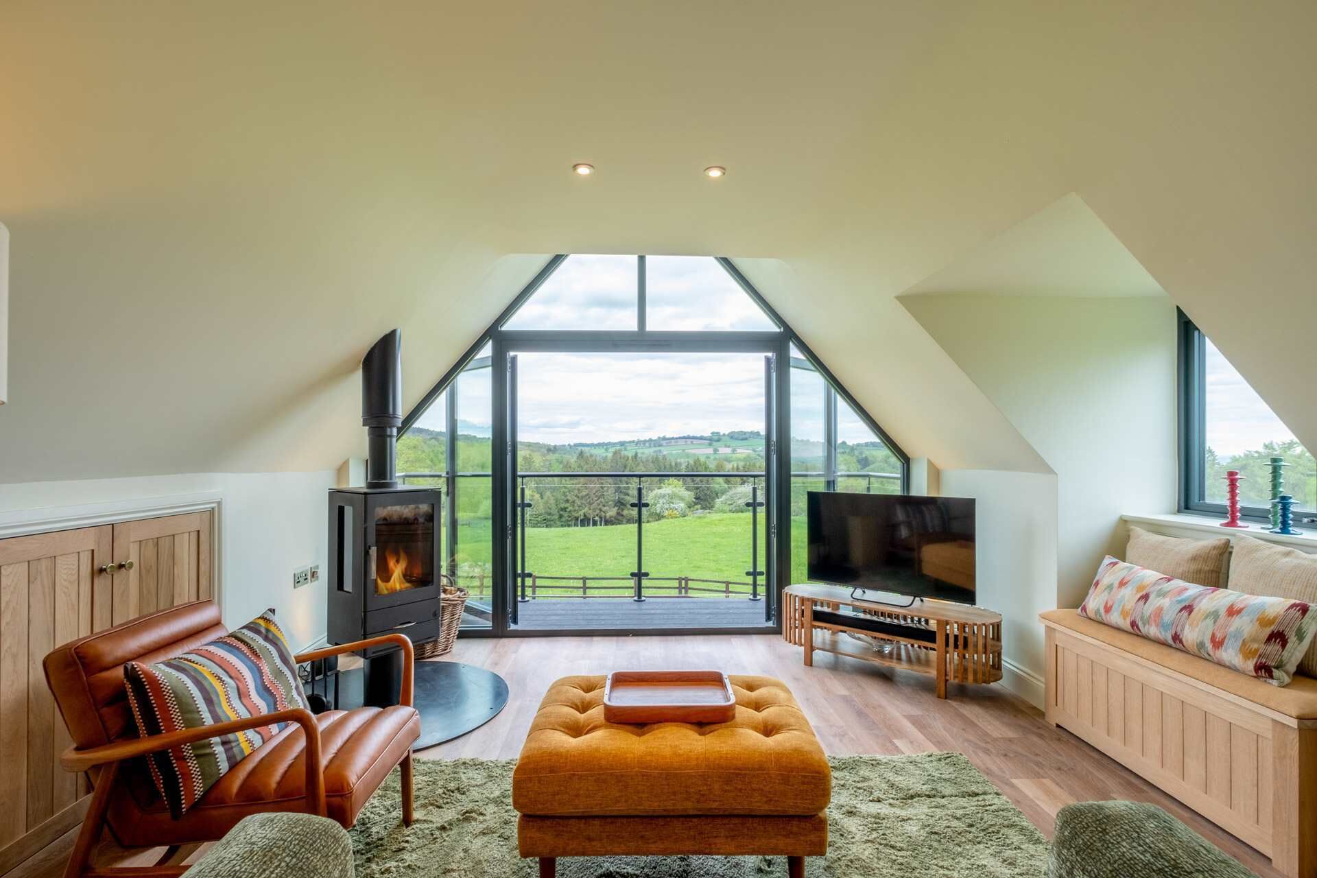 TV, fireplace, offices