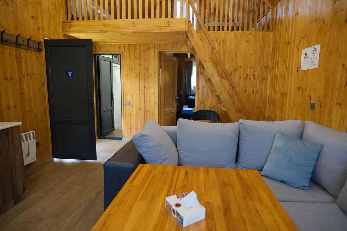 Deluxe Cottage | Free WiFi
