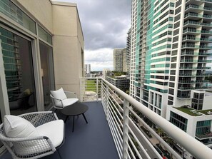 Property grounds - 2BR · Free Parking · Walk Wynwood · Near Fan Fest (Miami)
