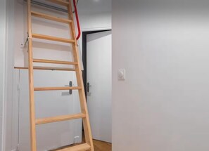 Interior - Comfortable villa 3 minutes walk from the beach (Paris)