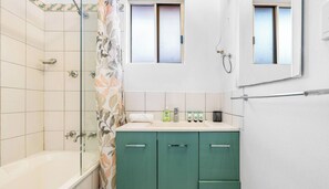 2 bedrooms - Bright Cozy Apartment Central - Modern (Darwin)