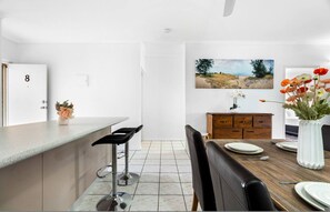 House - Bright Cozy Apartment Central - Modern (Darwin)