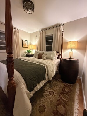 Iron/ironing board, WiFi, bed sheets - Bluegrass Retreat: Peaceful 3-bedroom house in charming Lexington (Lexington)