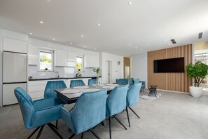 In-room dining - Villa Adriatique & Solina Zadarvillas (Jasenice)