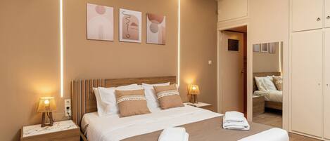 5 bedrooms, iron/ironing board, travel cot, WiFi