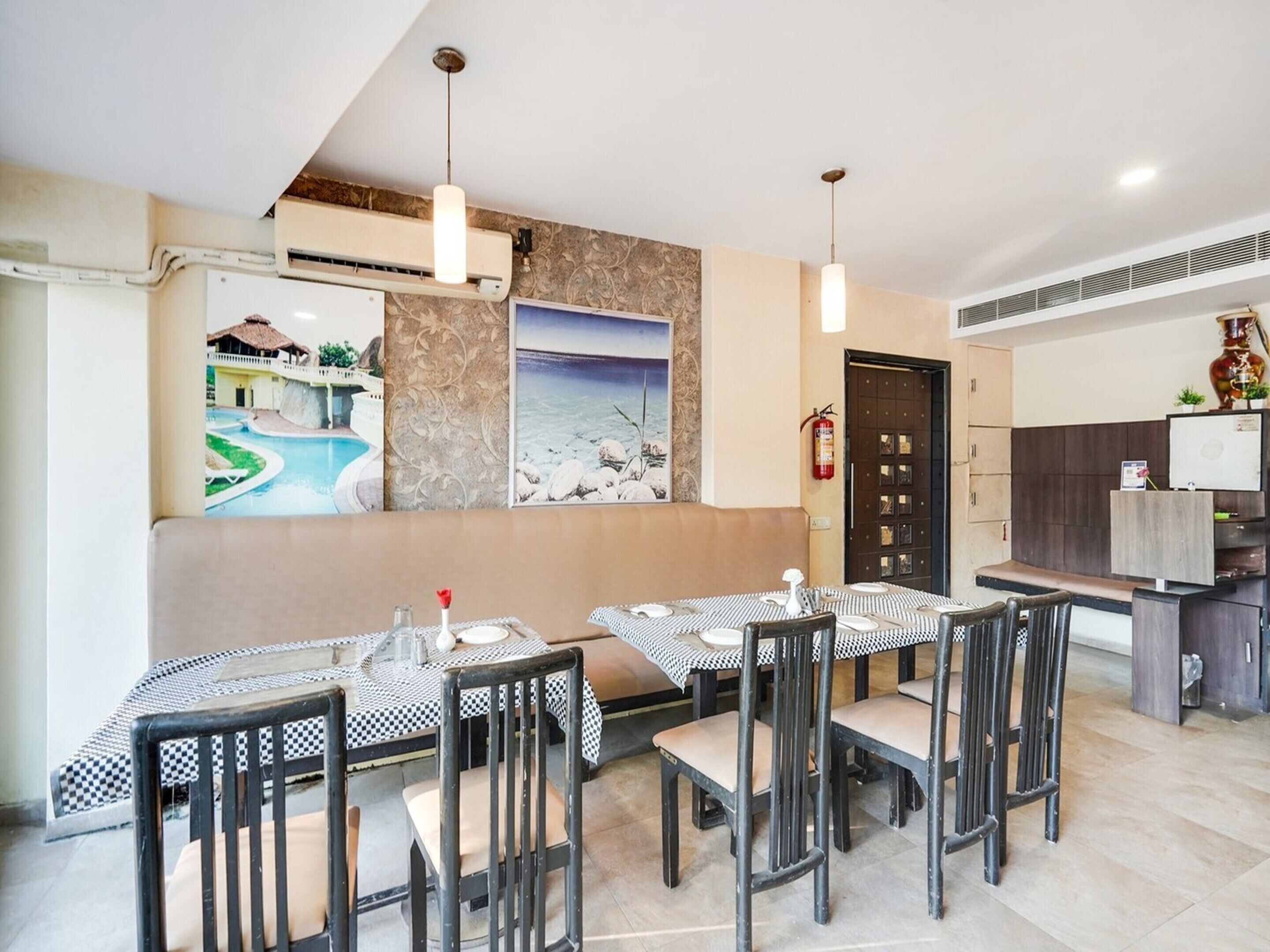 House | Dining
